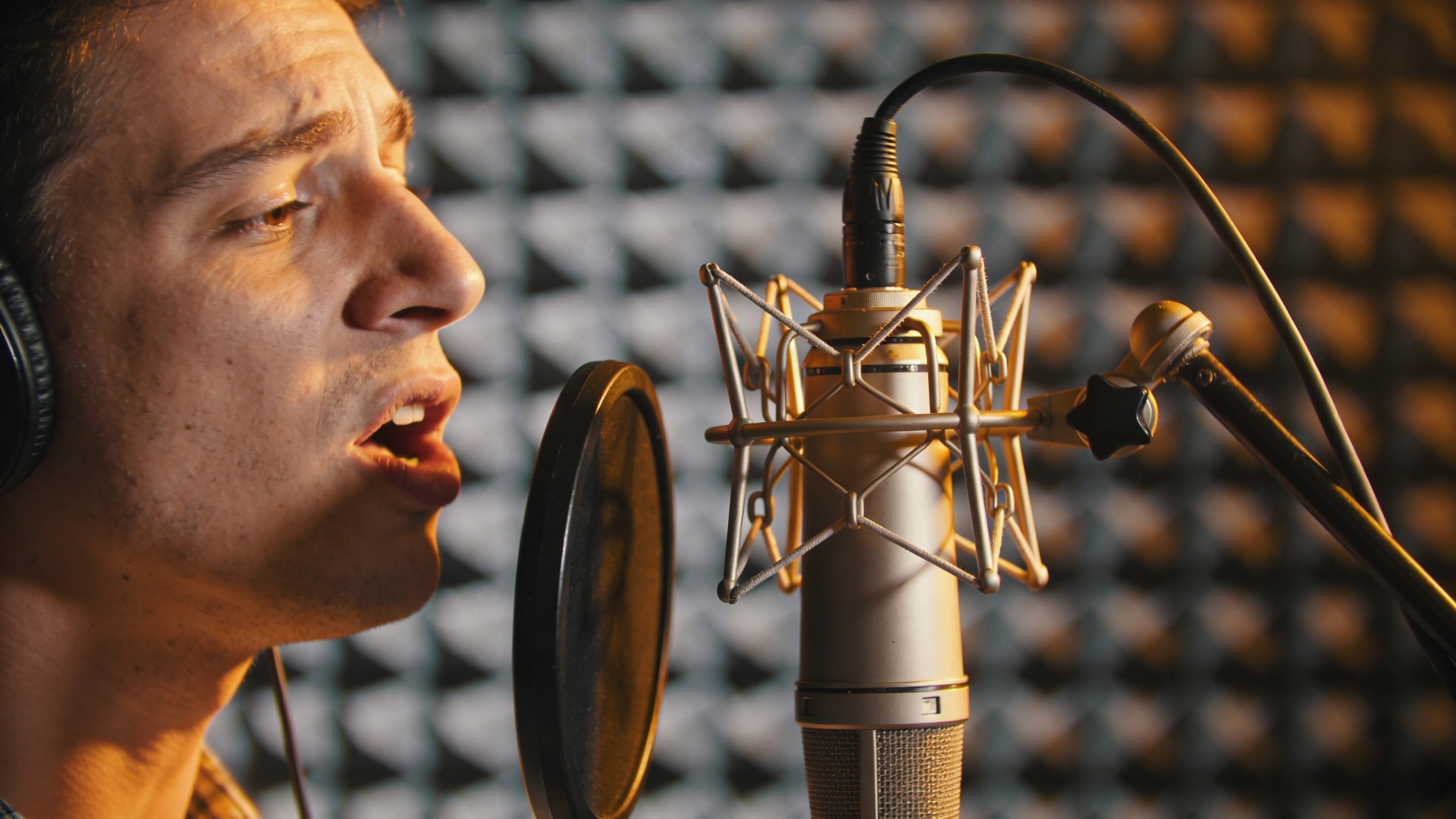 Clases de canto Madrid | Aprende técnica vocal con profesores expertos